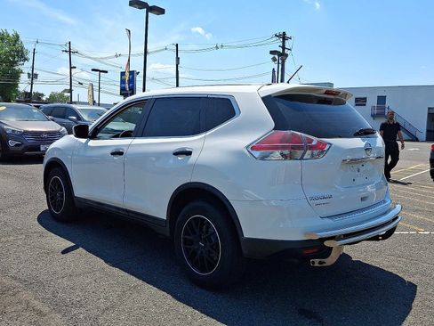 Used 2016 Nissan Rogue S AWD/4WD image 5