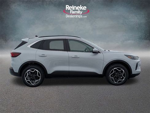 New 2026 Ford Escape Platinum w/ Equipment Group 601A image 4