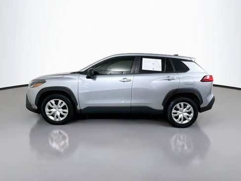 Used 2022 Toyota Corolla Cross L FWD image 9