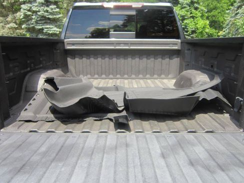 Used 2020 GMC Sierra 1500 SLE w/ SLE Value Package AWD/4WD image 34