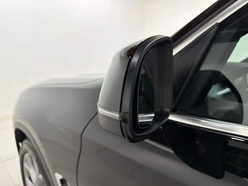 Used 2023 BMW X3 xDrive30i w/ Premium Package AWD/4WD image 9