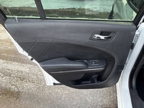 Used 2014 Dodge Charger R/T image 17