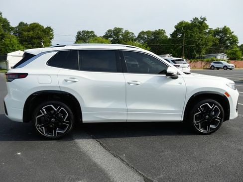 Used 2025 Volkswagen Tiguan SEL R-Line AWD/4WD image 10