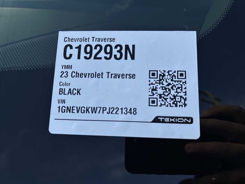 Certified 2023 Chevrolet Traverse LT image 33