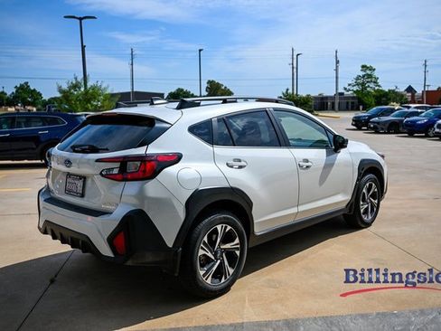 Used 2024 Subaru Crosstrek 2.0i Premium image 5