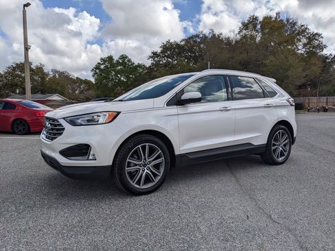 Used 2019 Ford Edge Titanium image 1
