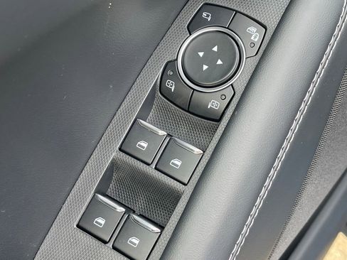 Used 2025 Ford Mustang Mach-E Select w/ Comfort Package Lite image 17