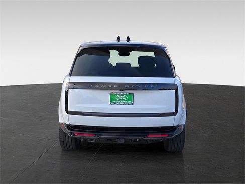 Used 2025 Land Rover Range Rover Autobiography image 5