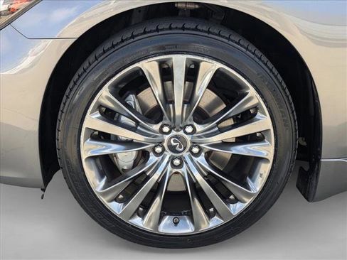 Used 2018 INFINITI Q70 L 3.7 image 25