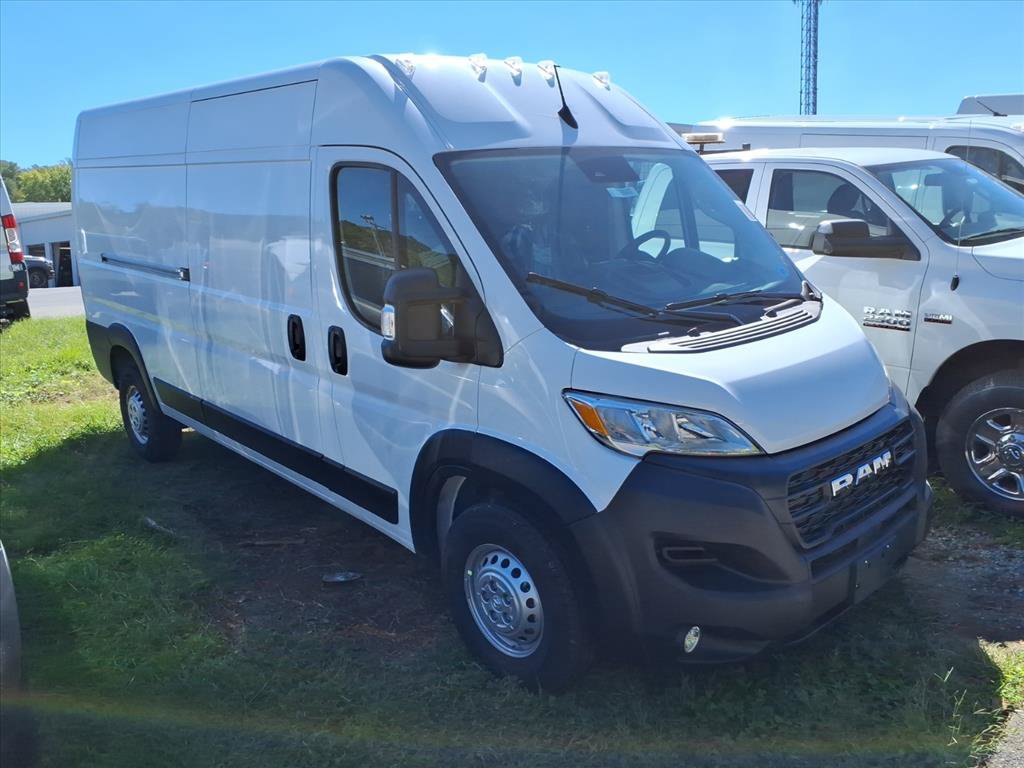 New 2027 RAM ProMaster 2500 w/ Convenience Group FWD image 2