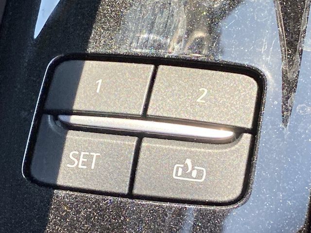 Certified 2023 Cadillac Escalade V AWD/4WD image 22