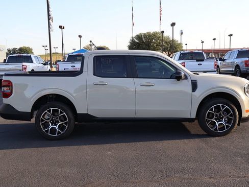 Used 2025 Ford Maverick Lariat AWD/4WD image 13