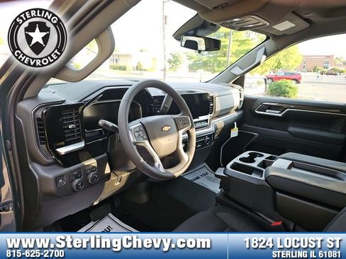 New 2026 Chevrolet Silverado 1500 LT image 11