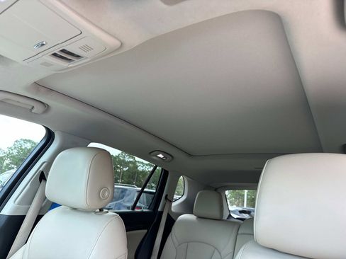 Used 2019 Buick Envision Premium w/ Driver Confidence Package image 21