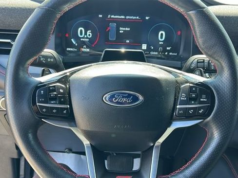 Certified 2025 Ford Explorer ST RWD image 21