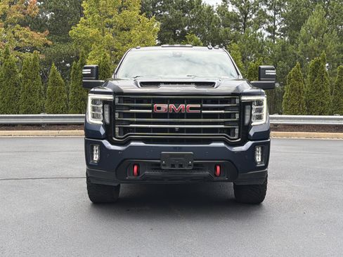 Used 2022 GMC Sierra 2500 AT4 w/ AT4 Premium Plus Package AWD/4WD image 12