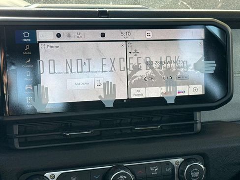 New 2026 Jeep Gladiator Sport image 17