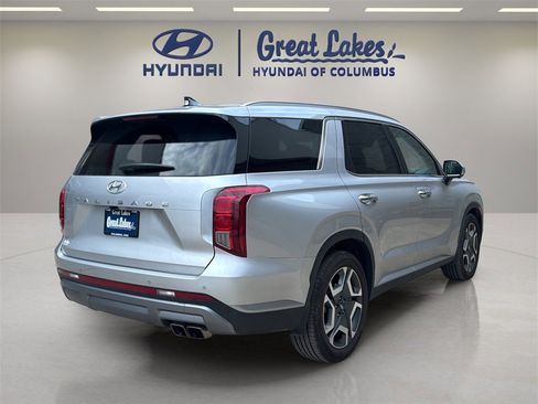 Certified 2025 Hyundai Palisade SEL image 5