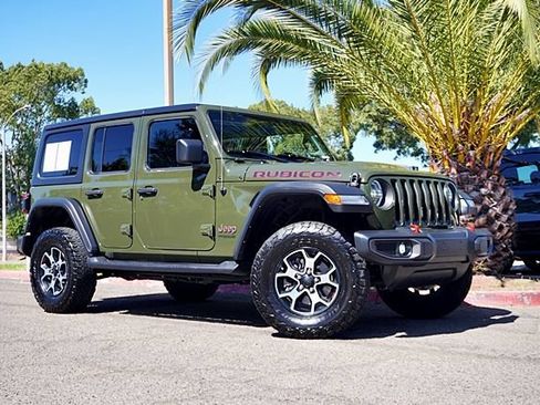 Used 2022 Jeep Wrangler Unlimited Rubicon w/ LED Lighting Group AWD/4WD image 2