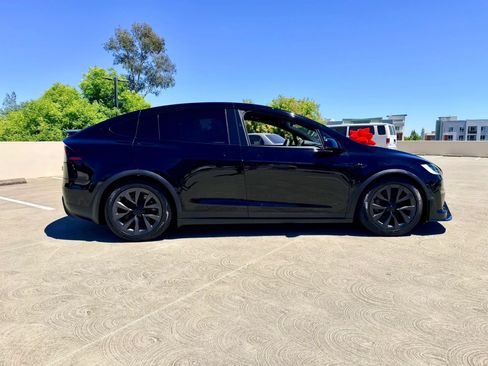 Used 2024 Tesla Model X AWD/4WD image 55