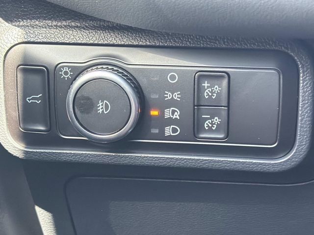 New 2026 Ford Explorer Active w/ Active Comfort Package RWD image 31