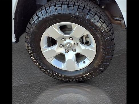 Used 2021 RAM 1500 Big Horn image 34