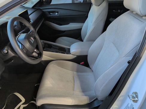 Used 2024 Honda Accord EX image 6