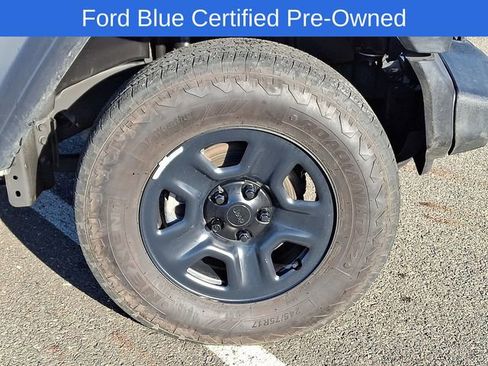 Used 2024 Jeep Wrangler Sport image 9