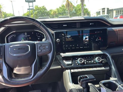 Certified 2023 GMC Sierra 1500 Denali Ultimate image 19