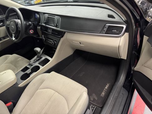Used 2016 Kia Optima LX image 13