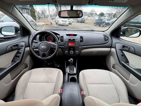 Used 2012 Kia Forte EX FWD image 2