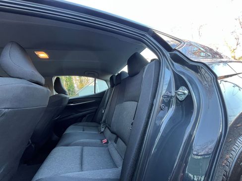 Used 2025 Toyota Camry LE image 22