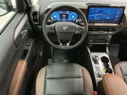 New 2025 Ford Bronco Sport Outer Banks w/ Outer Banks Tech Package+ image 11