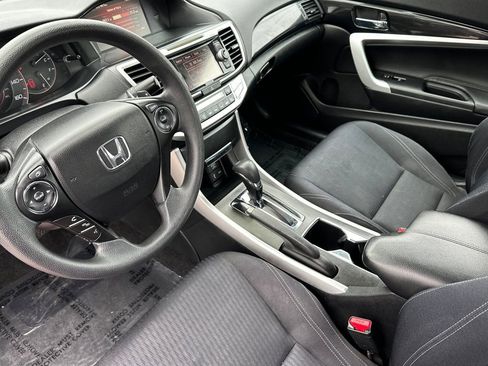 Used 2015 Honda Accord EX image 10