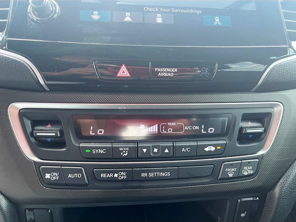 Used 2022 Honda Passport TrailSport image 16