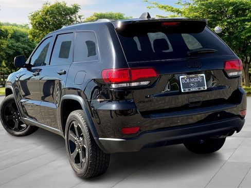 Used 2021 Jeep Grand Cherokee Freedom Edition image 4