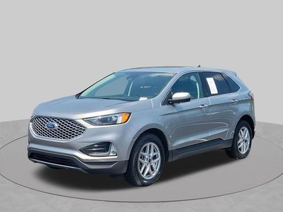 Used 2024 Ford Edge SEL w/ Convenience Package