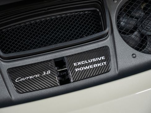 Certified 2014 Porsche 911 50th Anniversary Edition RWD image 15
