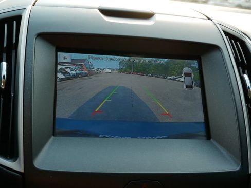 Used 2016 Ford Edge SEL w/ Equipment Group 201A FWD image 26
