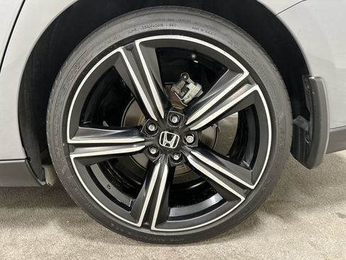 Used 2024 Honda Accord Sport image 14