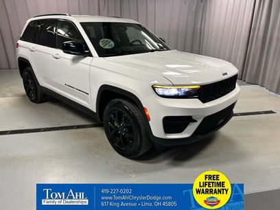 Used 2024 Jeep Grand Cherokee Altitude