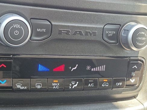 Used 2025 RAM 2500 Tradesman AWD/4WD image 18