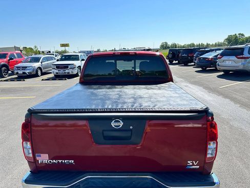 Used 2017 Nissan Frontier SV RWD image 7
