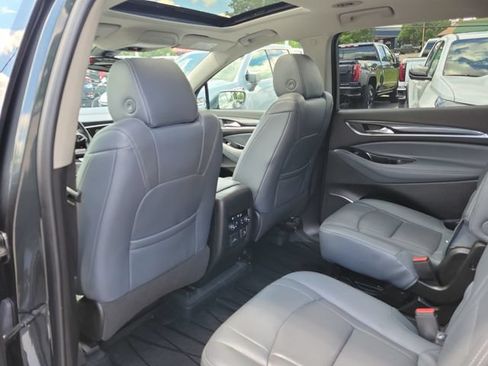 Used 2019 Buick Enclave Premium w/ Experience Buick Package FWD image 11