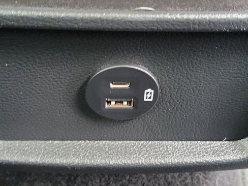 Certified 2022 Ford Edge SEL image 26