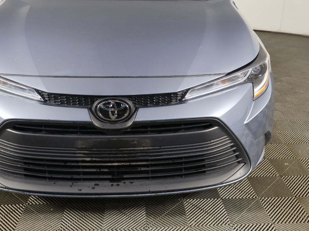 Used 2025 Toyota Corolla LE FWD image 11
