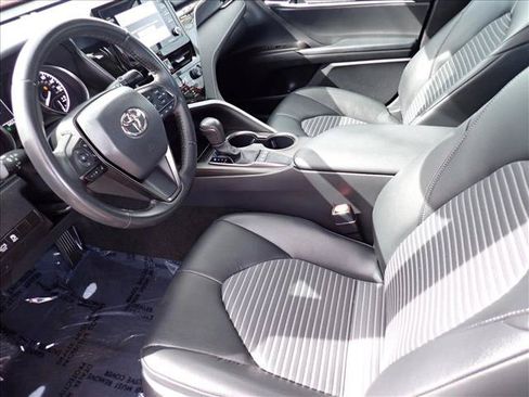 Used 2023 Toyota Camry SE w/ Convenience Package FWD image 10