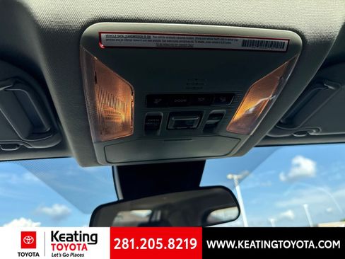 Used 2021 Toyota RAV4 XLE Premium FWD image 21