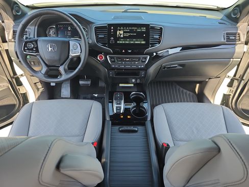 Used 2023 Honda Passport Elite image 9