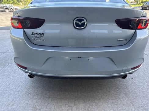 Used 2019 MAZDA MAZDA3 Sedan w/ Select Package FWD image 18